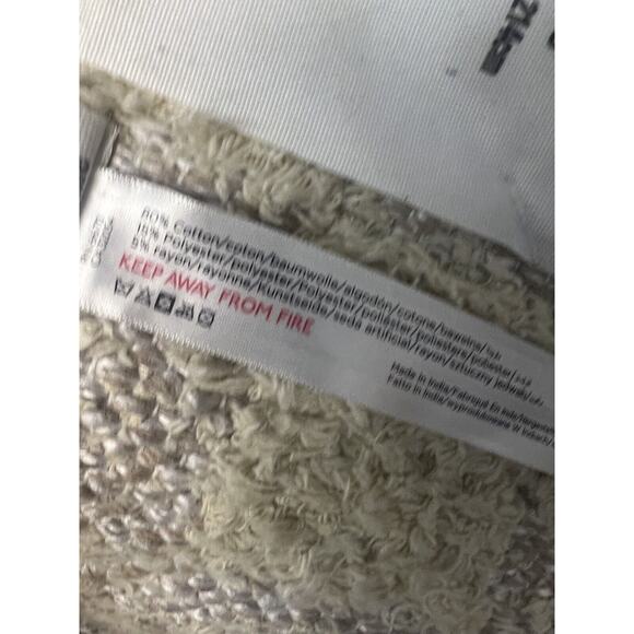 Urban Outfitters Space Dye Shag Rag Rug 5 x 7 Ft Tan - Picture 9 of 9